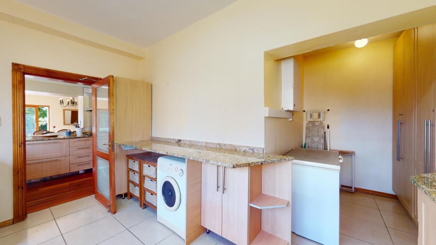 6 Bedroom Property for Sale in Walmer Heights Eastern Cape